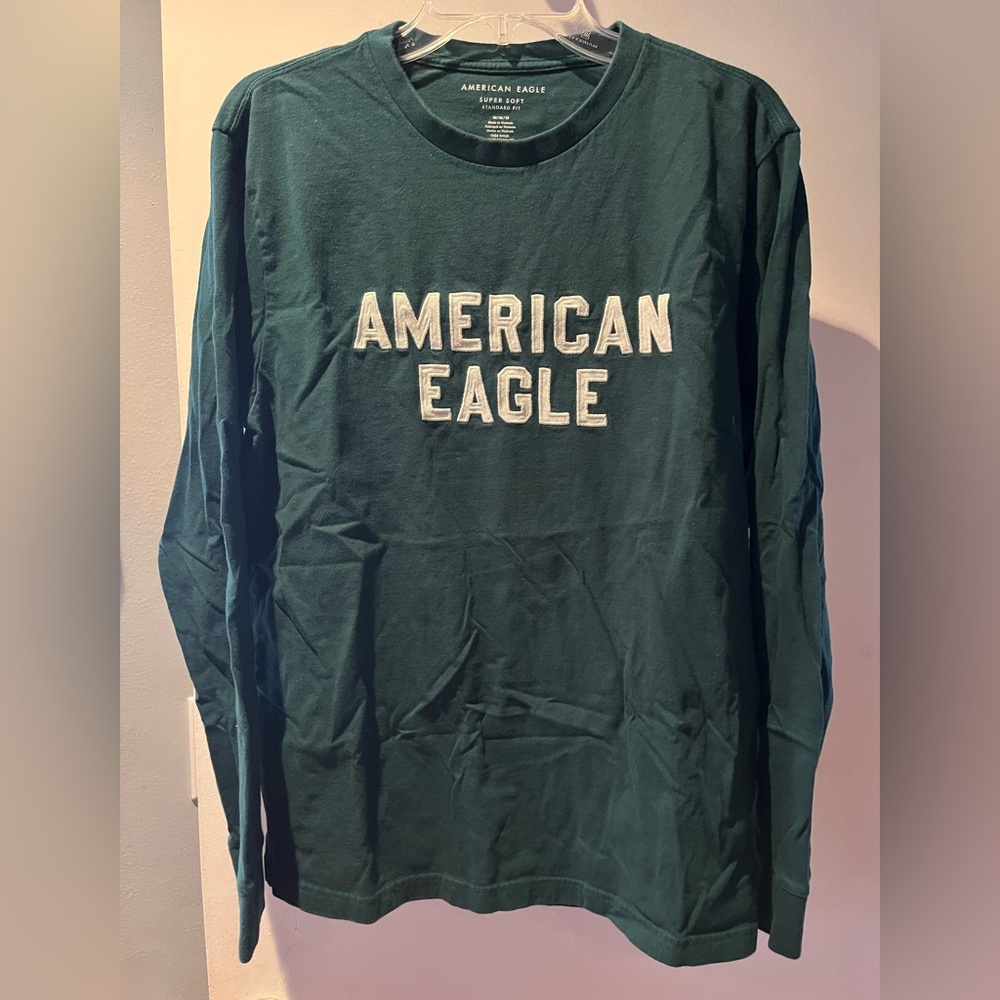 American Eagle Outfitters Forest Green Long Sleeve Tee